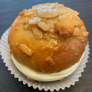 Bienenstich (Nur am Samstag)